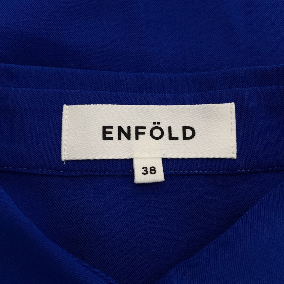 ENFOLD | 可水洗中心褶皺襯衫 | 前開衩襯衫 | 尺寸 38 | 女款