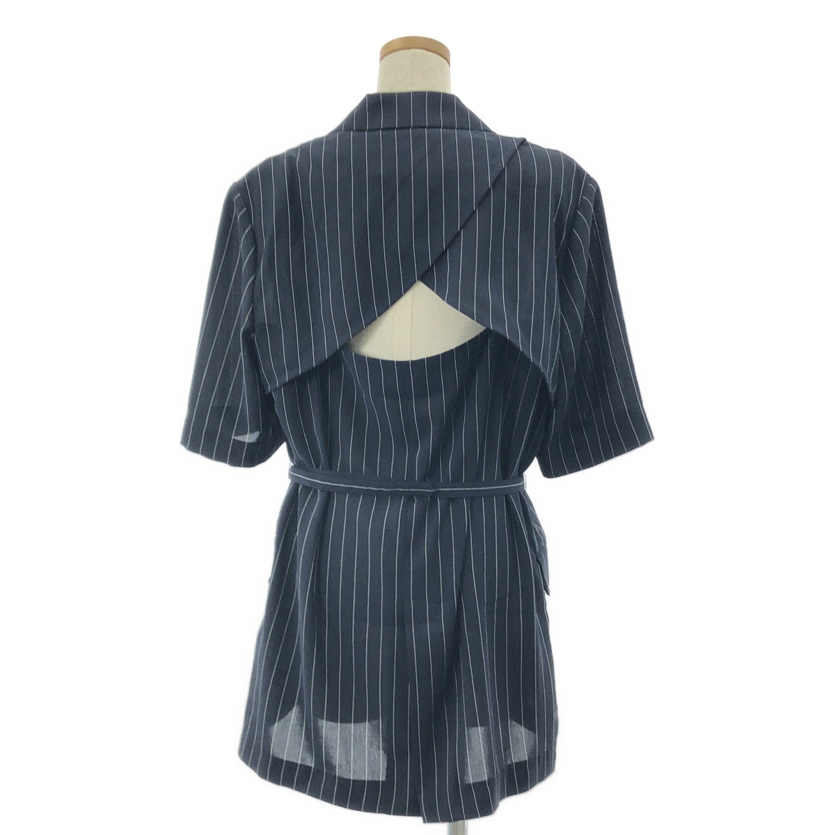 [狀況極佳] AMERI | 後簾式開放式 HS 外套 | 單排扣外套 | 小尺寸 | 海軍藍 | 女款