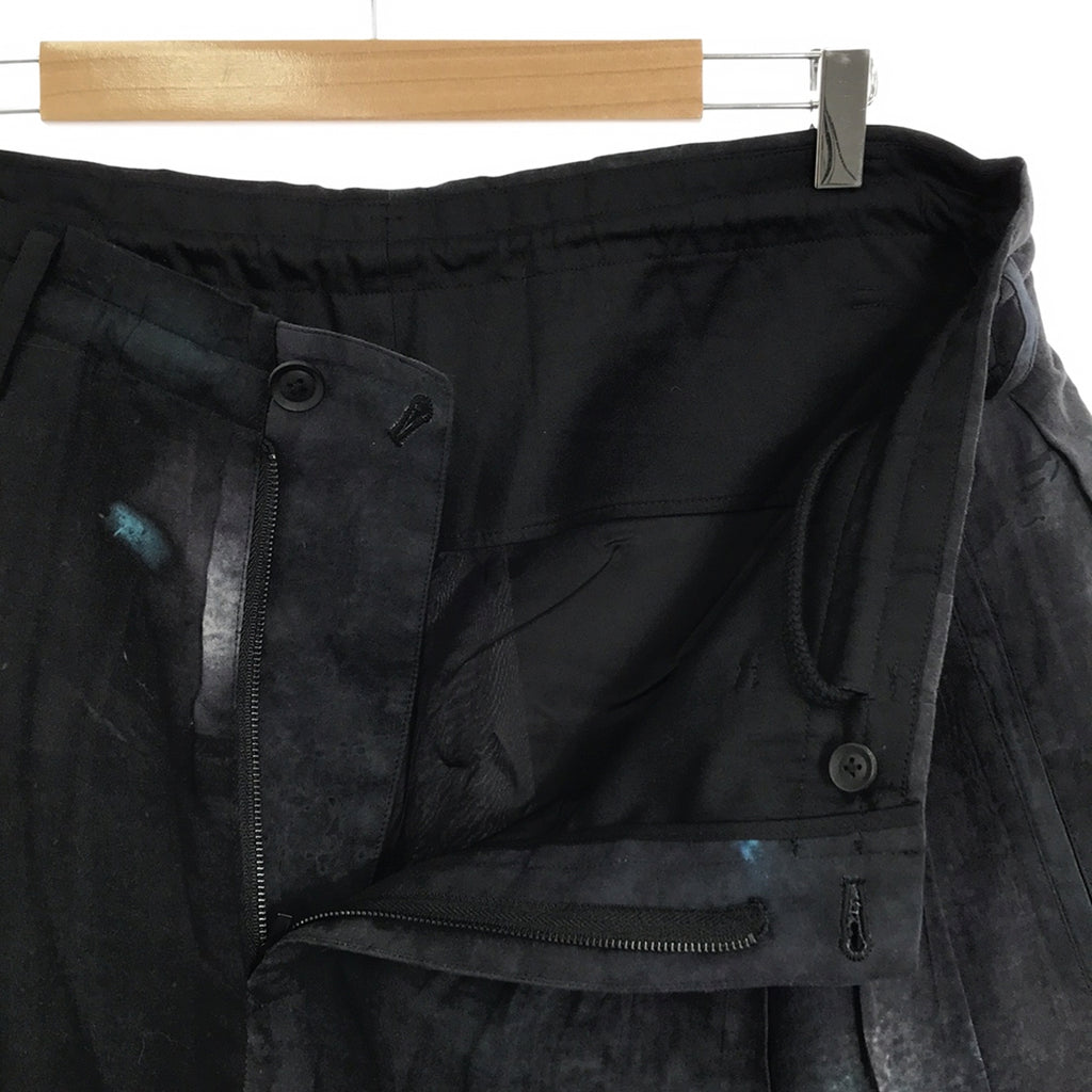 YOHJI YAMAMOTO POUR HOMME / 요우지야마모토풀 옴므 | 2024SS | 8TUCKS PRINT PANTS / 드로스트링 드레이프 와이드 탁 팬츠 / 안감 첨부 | 2 | 블랙 | 남성