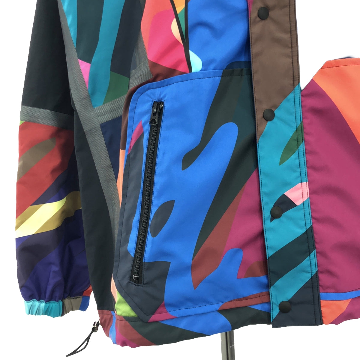 sacai / サカイ | 2021AW | × KAWS / カウズ Packable Blouson / パッカブル オーバー ブルゾン – KLD