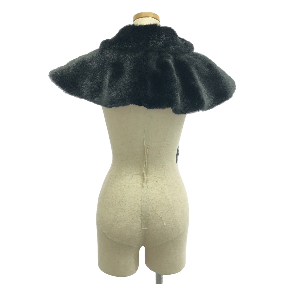 robe de chambre COMME des GARCONS | 2004AW | Faux fur vest | Black | Women's