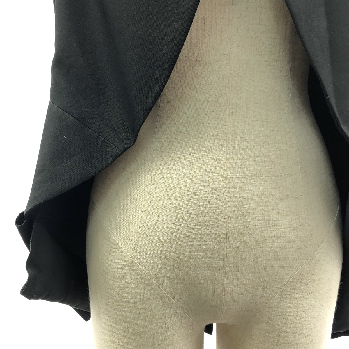 [狀況極佳] COMME des GARÇONS | 2013 春夏系列 | 羊毛真絲夾棉背心 | XS 碼 | 黑色 | 女款