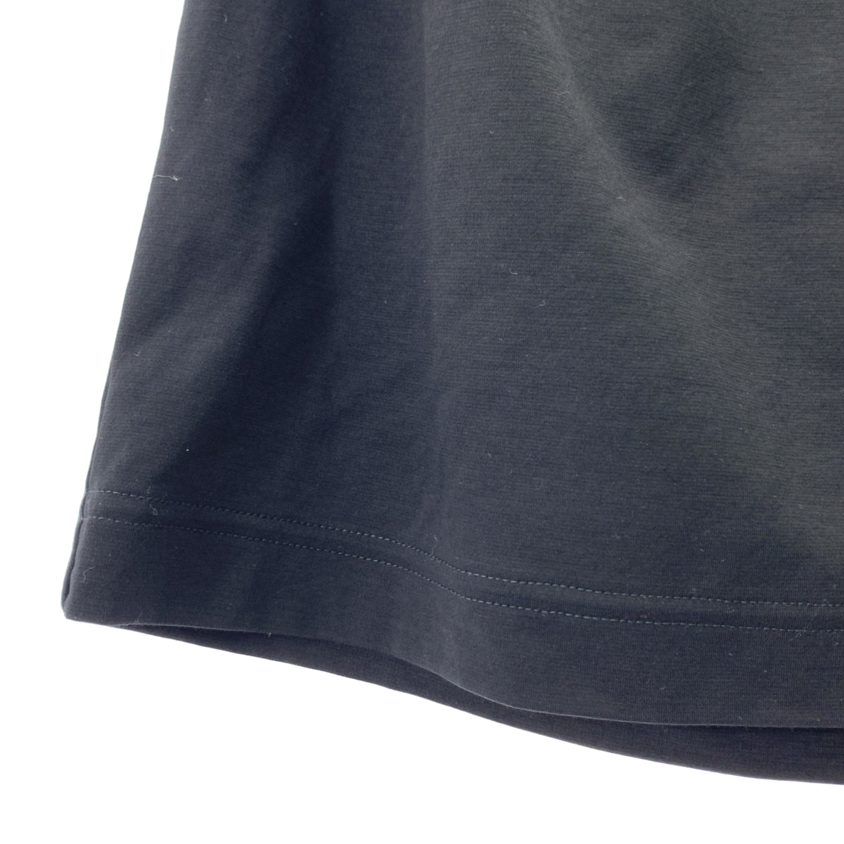 【미품】 noir kei ninomiya / 느와르 케이니 노미야 | 2020AW | 프릴 플레어 슬리브 코튼 컷 톱 | S | 블랙 | 여성