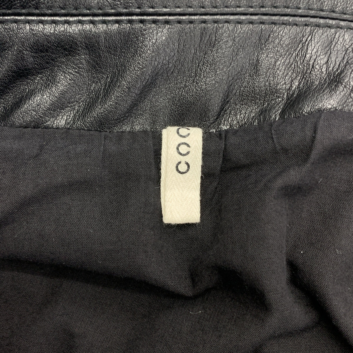 【美品】  CCU / シーシーユー | 2023AW | CHARLIE STORM P COAT チャーリー ストーム Pコート カウレザー | 2 | ブラック | メンズ