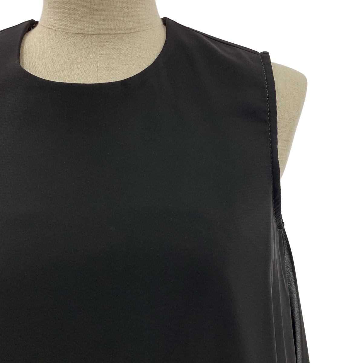 noir kei ninomiya / 느와르 케이니노미야 | 2017SS | 폴리 에스테르 플리츠 레이어드 백 Zip 원피스 | XS |