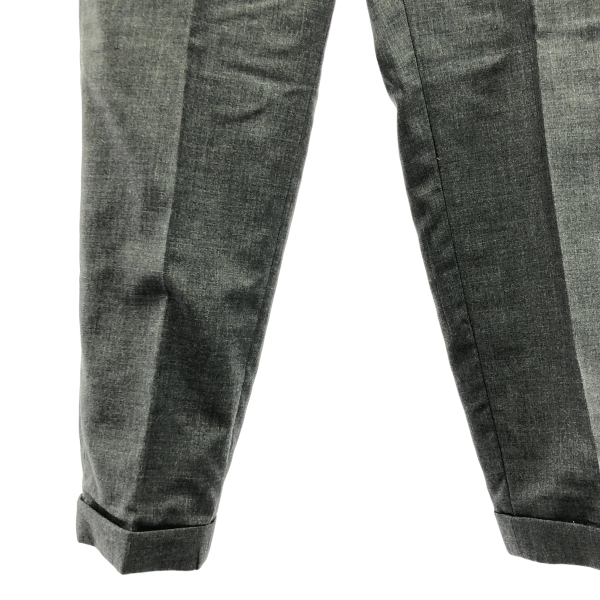 THOM BROWNE トムブラウン パンツ　スラックス グレー ストライプ柄 THOM BROWNE トムブラウン パンツ スラックス グレー ストライプ柄