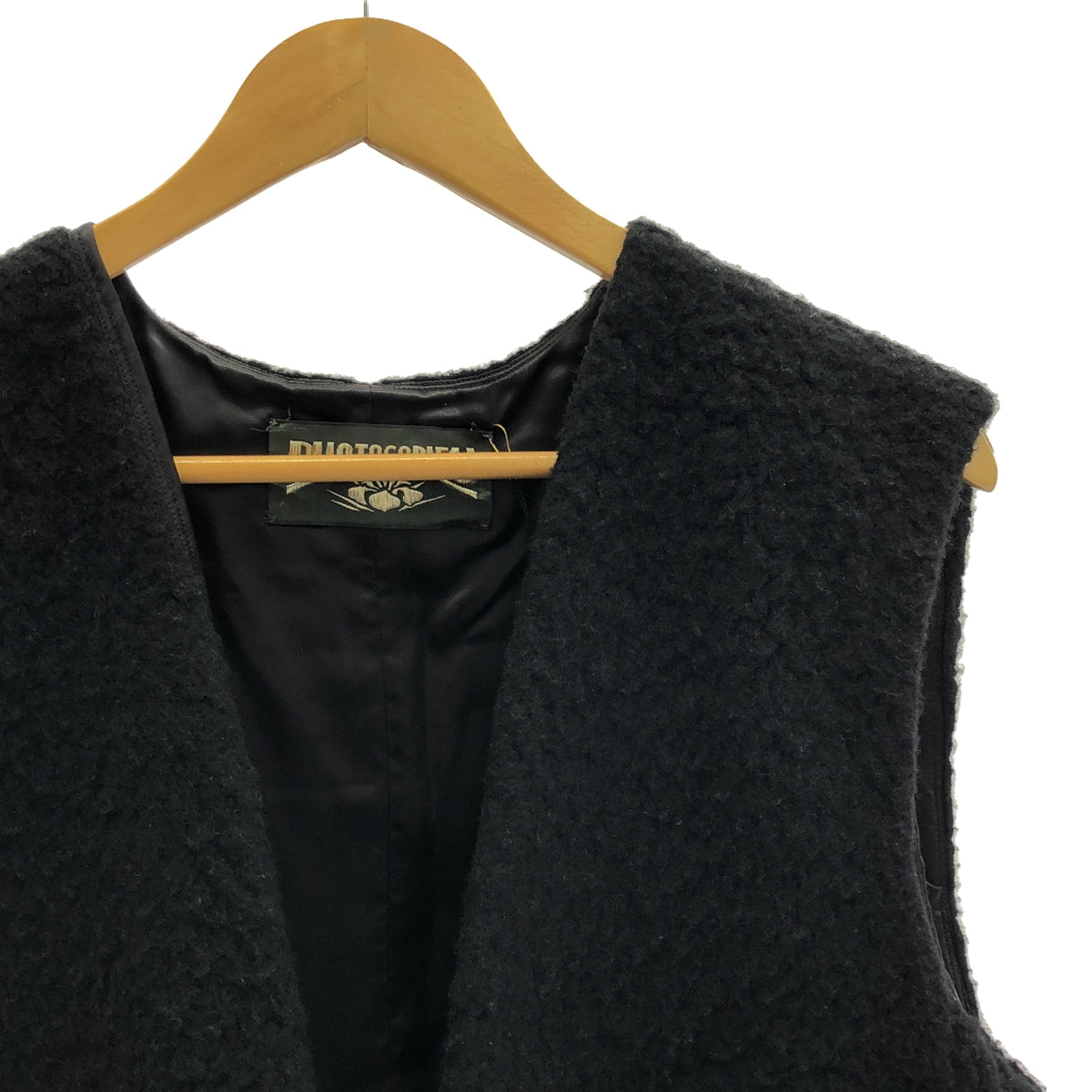 PHOTOCOPIEU | VIOLENTINA Cashmere Boa Vest | Black | Women's