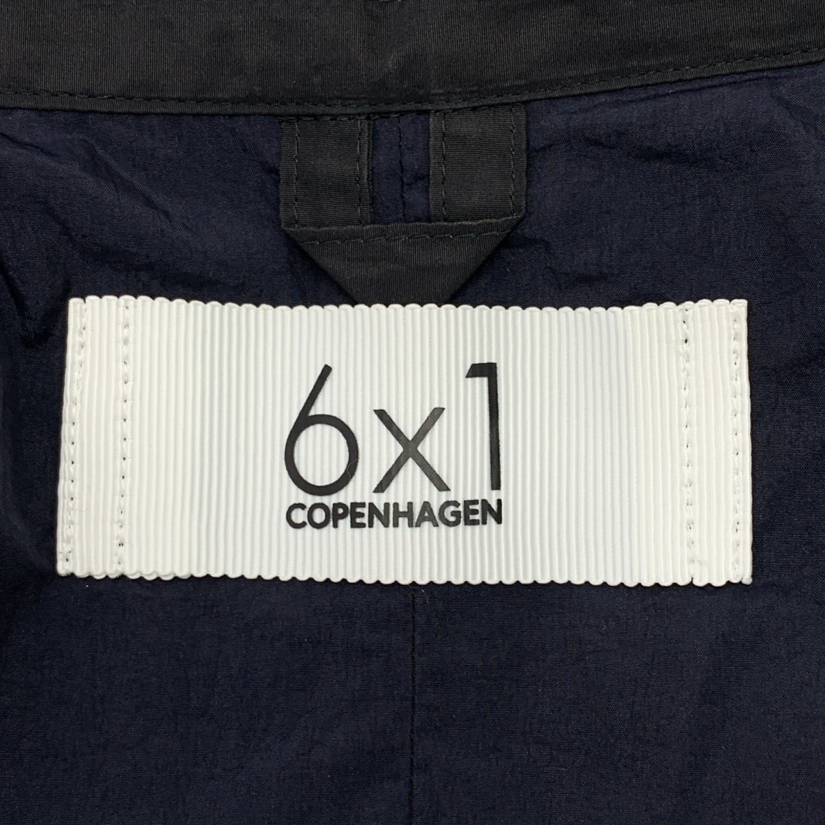 【美品】  6×1 COPENHAGEN / シックスバイワン コペンハーゲン | ウエストギャザー レイヤード ロングコート | 1 | ブラック/ネイビー | レディース
