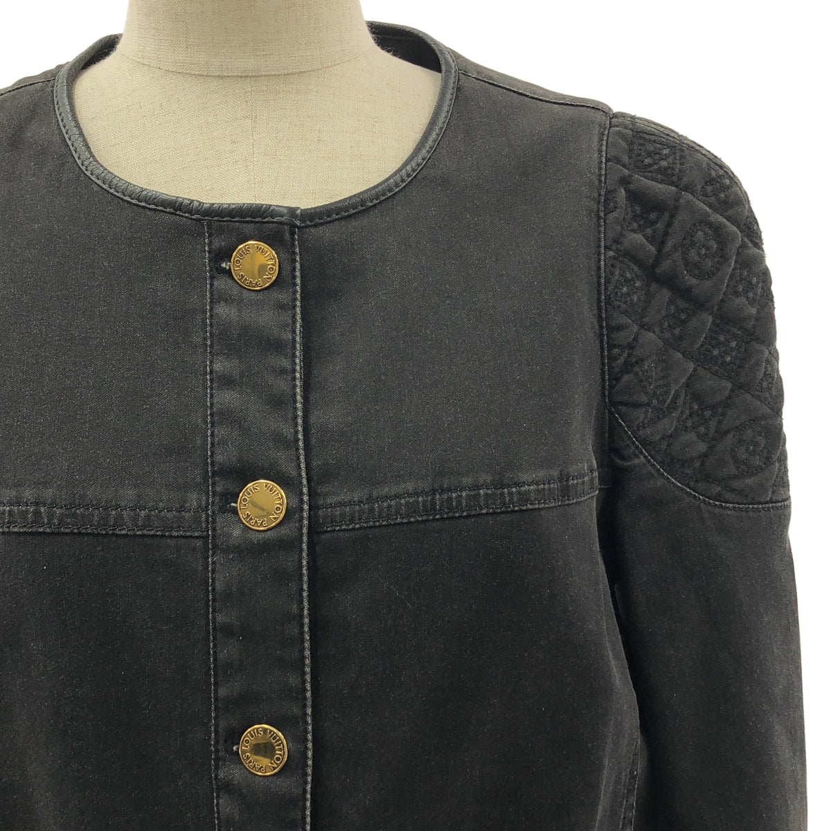 Louis Vuitton / ルイヴィトン | モノグラム エンブロイダリー ロゴボタン ラムレザーパイピング ノーカラー ジャケット | 38 |