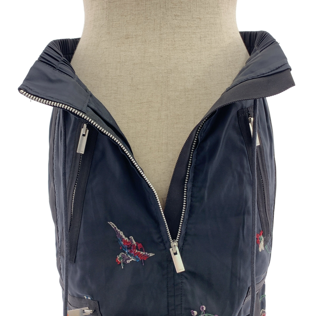 sacai / サカイ | ナイロン エンブロイダリー ジップ スカート | 1 | レディース