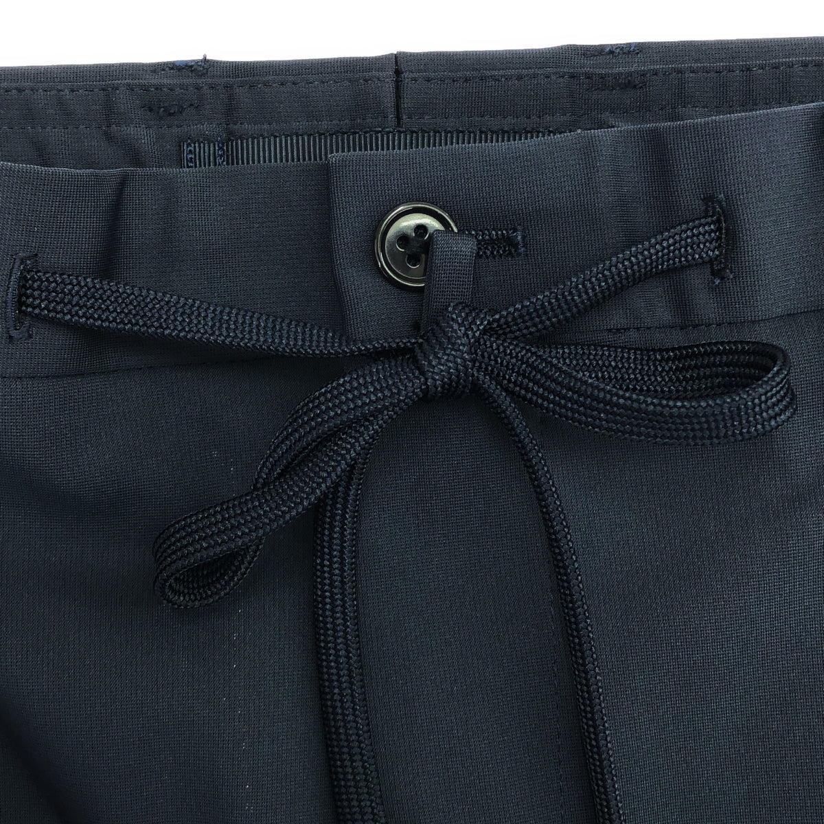 + CLOTHET / 크로스 옷장 | Matte Twist Easy Trousers / 드로스트링 이지 팬츠 | 3 | 남성