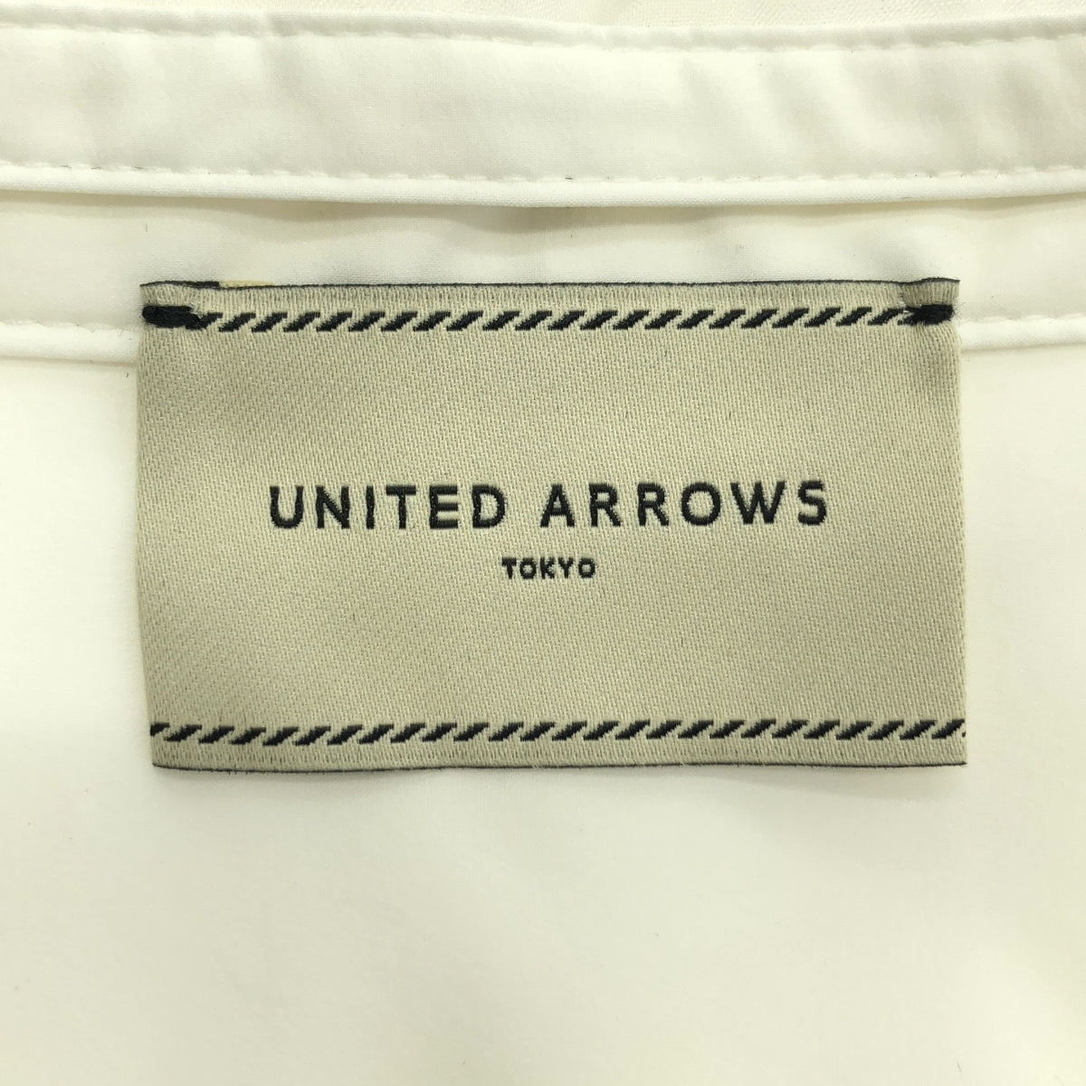 [新品] UNITED ARROWS | 2024SS | 滾邊後背荷葉邊襯衫 | F碼 | 白色 | 女款