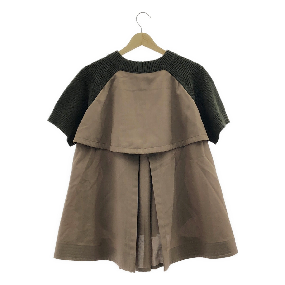 sacai | 半袖針織上衣 | 尺寸 2 | 卡其色/米色 | 女款