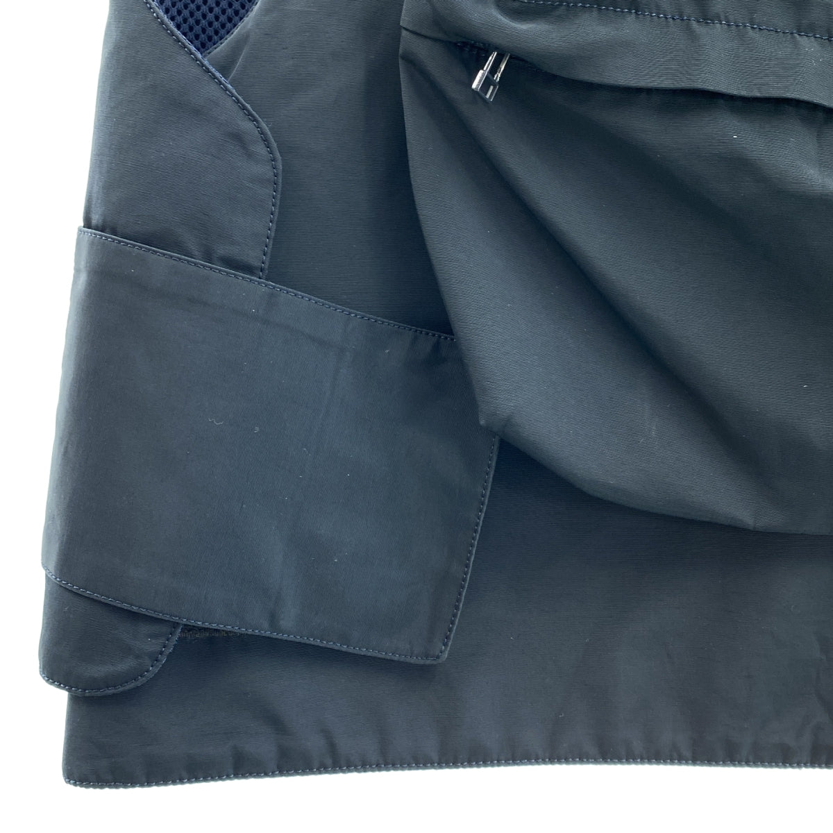 Name. / 네임 | 나일론 유틸리티 베스트 | F | 네이비 | 남성