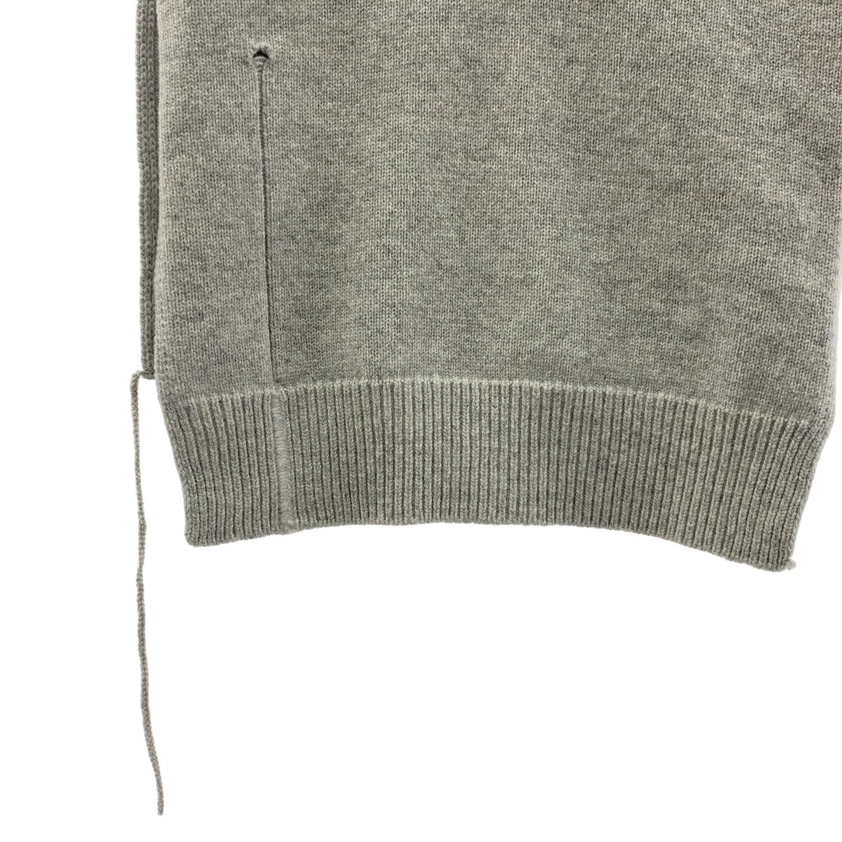 Maison Margiela / メゾンマルジェラ | 2022AW | デストロイド タバード  オーバーサイズ Vネック ニットベスト | S | レディース
