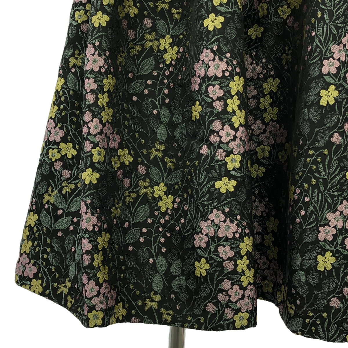 七十 by Miho KAWAHITO | 七十荷葉邊提花半身裙 | XS |黑色 |女性的