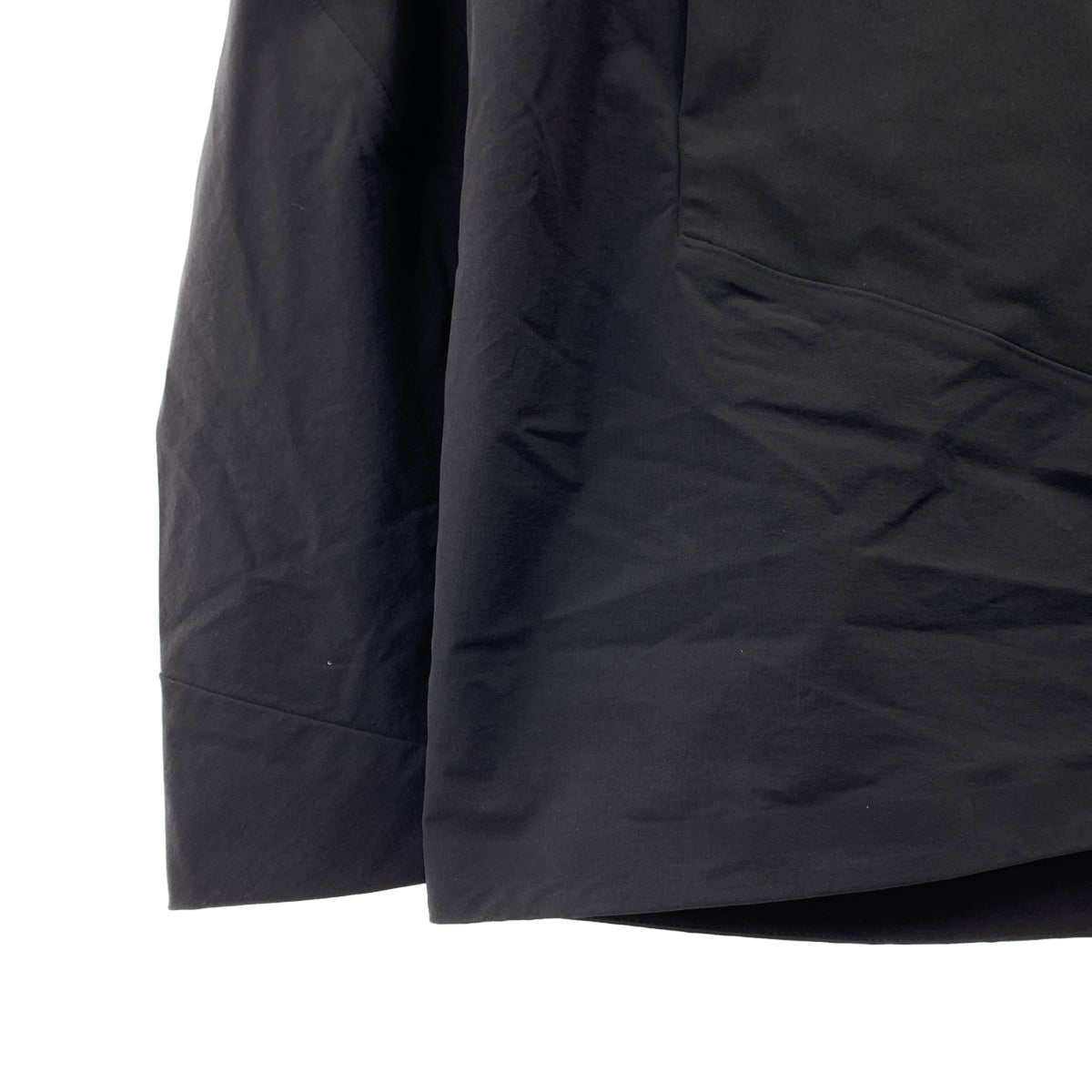 [狀況極佳] ARC'TERYX VEILANCE | Eigen Comp 外套 | M 碼 | 黑色 | 男款