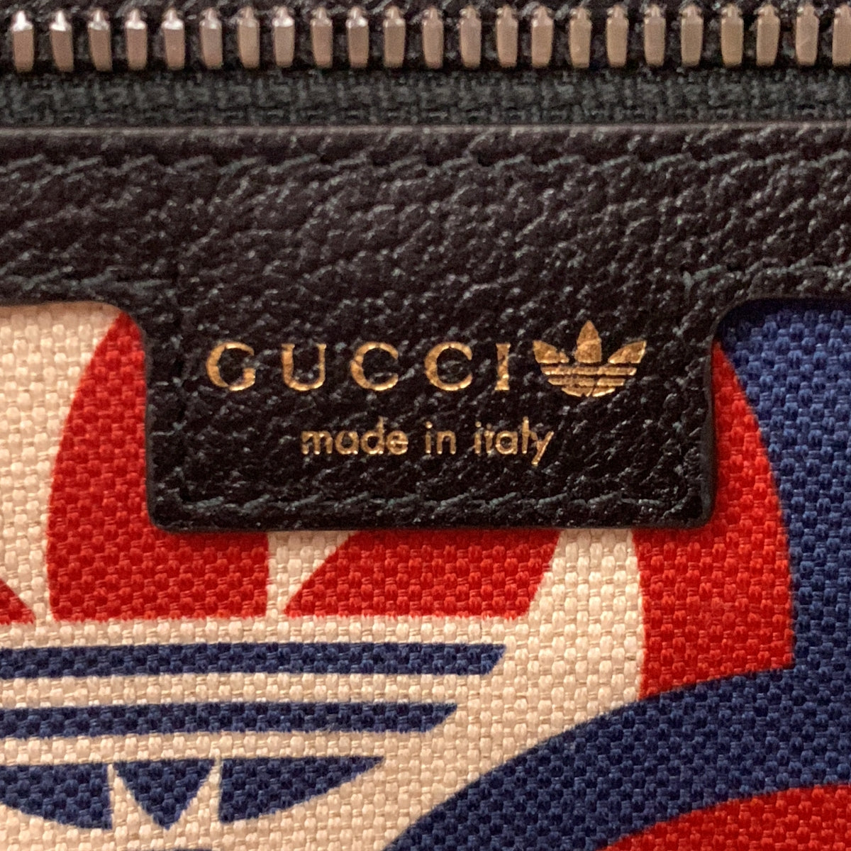 [狀況極佳] GUCCI | x adidas 合作款 702397 皮革標誌印花兩用迷你行李袋 | 黑色 | 女款