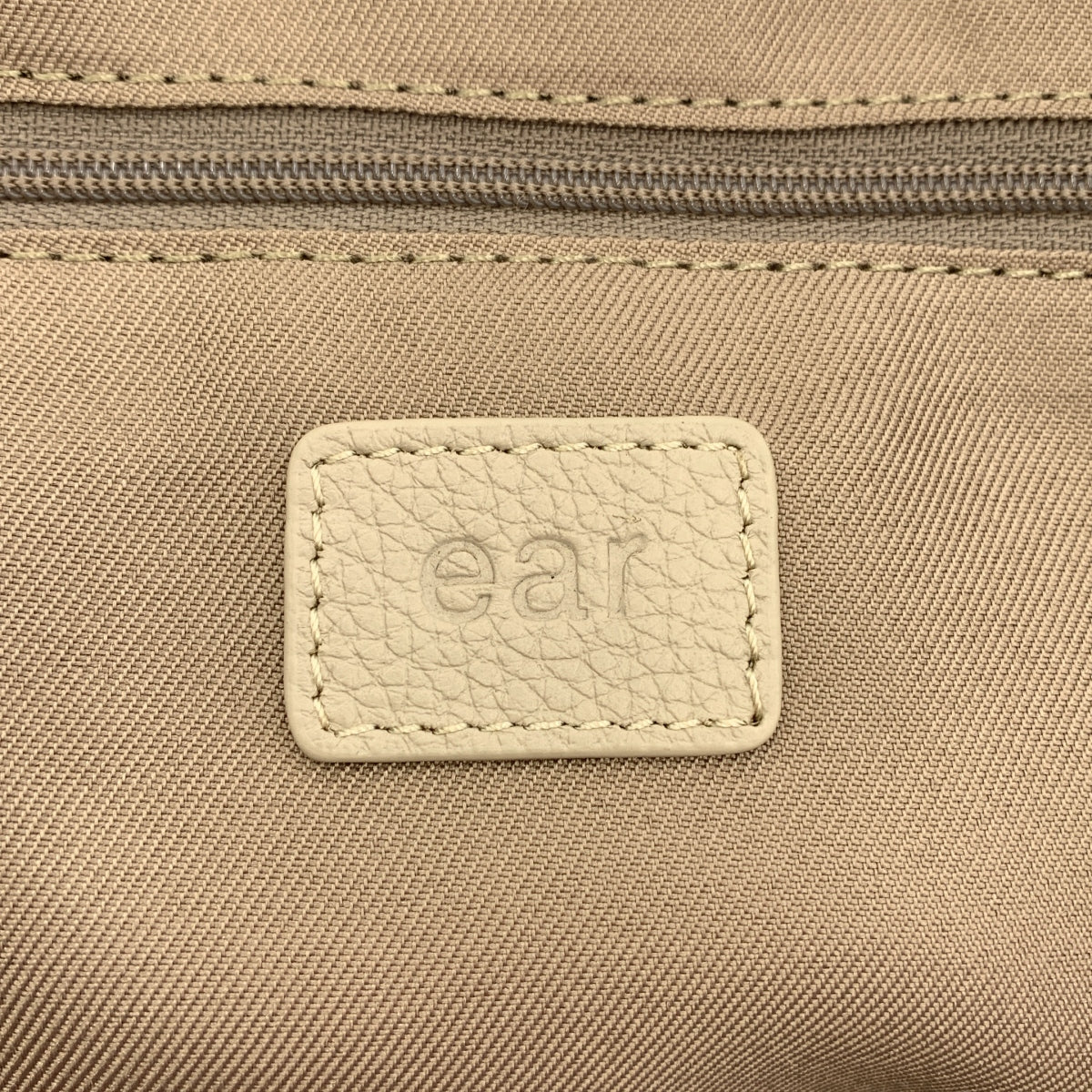 耳朵 PAPILLONNER | 牛皮兩用手提包，配肩帶和托特包 |