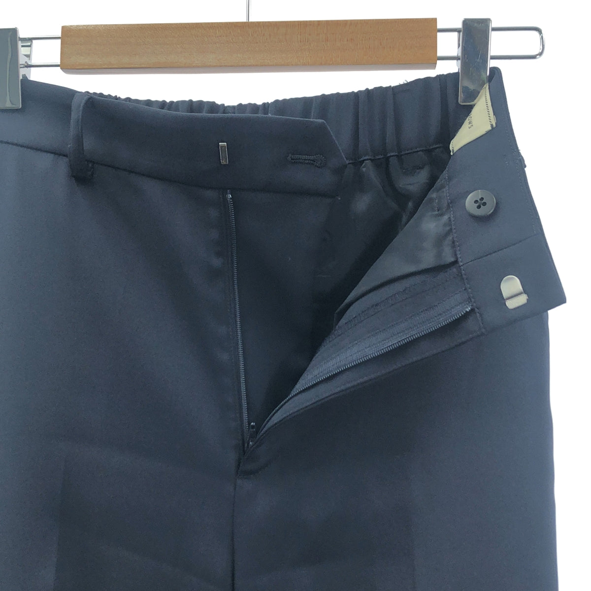 UNITED ARROWS | 緞面側袋工裝褲 | 尺寸 34 | 海軍藍 | 女款