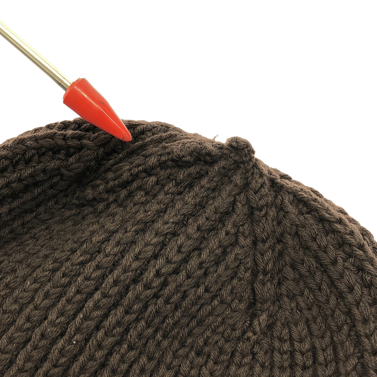 Louis Vuitton / ルイヴィトン | ウール ロゴワッペン ニット帽 | ブラウン | レディース