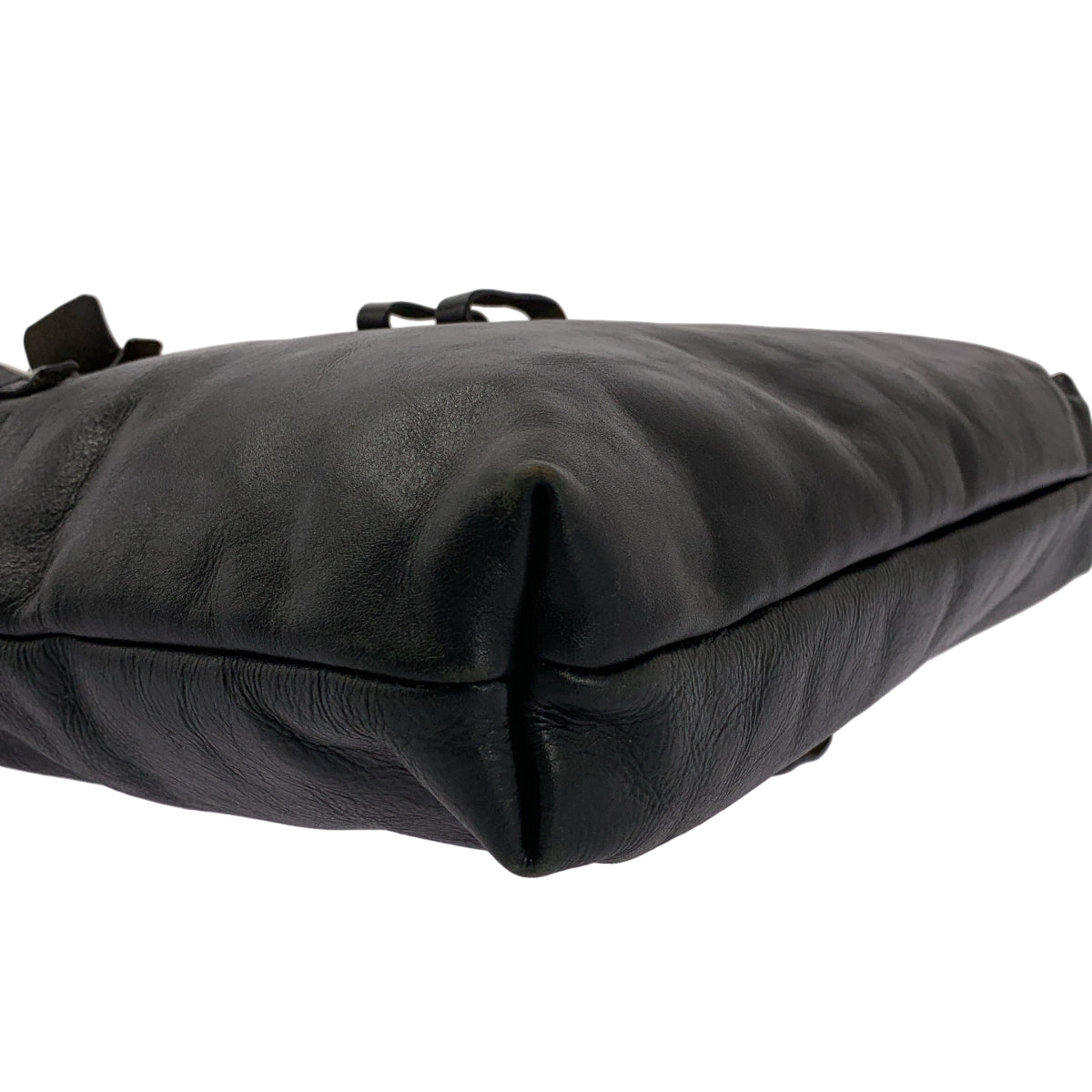 JUNYA WATANABE COMME des GARCONS / 준야와타나베 | 스터드 벨트 카우레자 숄더백 |