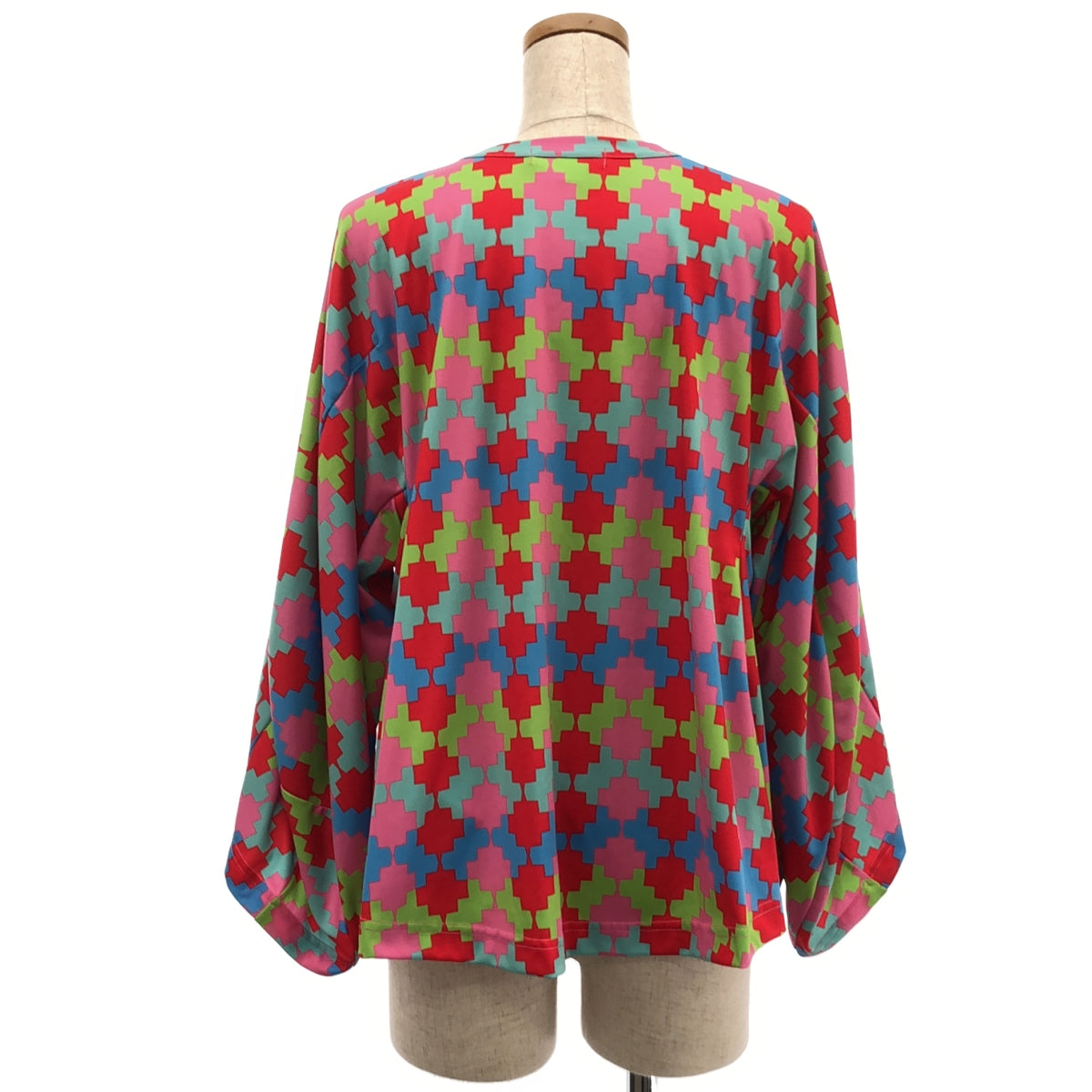 [Good Condition] COMME des GARCONS | 2024SS | Polyester all-over pattern, geometric pattern, deformed, 3D sleeves, pullover, cut-and-sew top | S | Multicolor | Women's