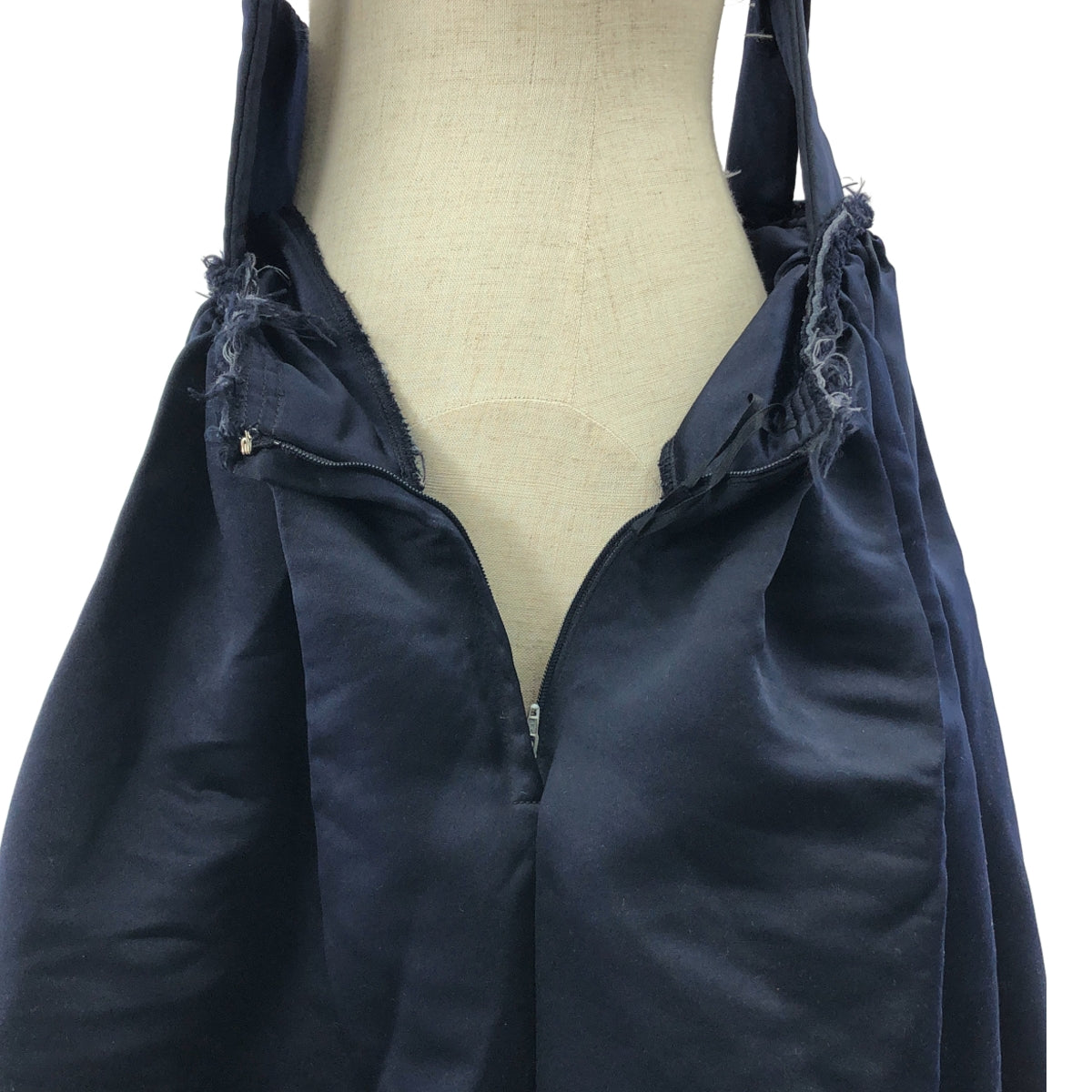 COMME des GARCONS | 2018 秋冬 | 訂製鏤空毛衣裙 | S 碼 | 海軍藍 | 女款