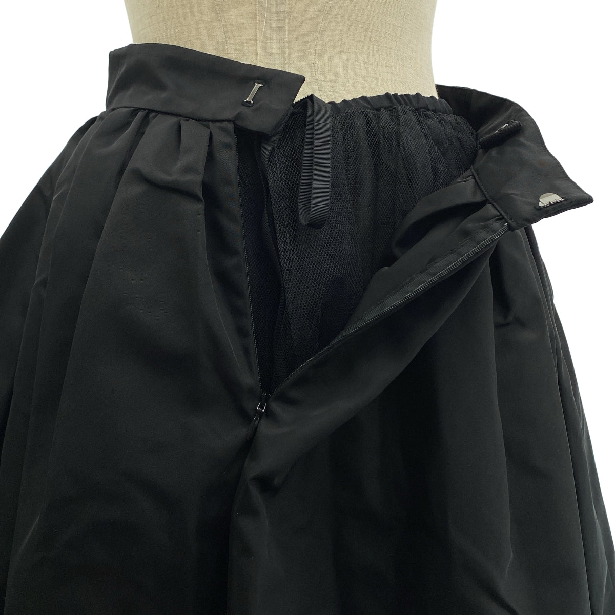 Sorm'86 | Chou cream / 兩件式奶油泡芙 多層薄紗蓬鬆裙 | SM | 女款