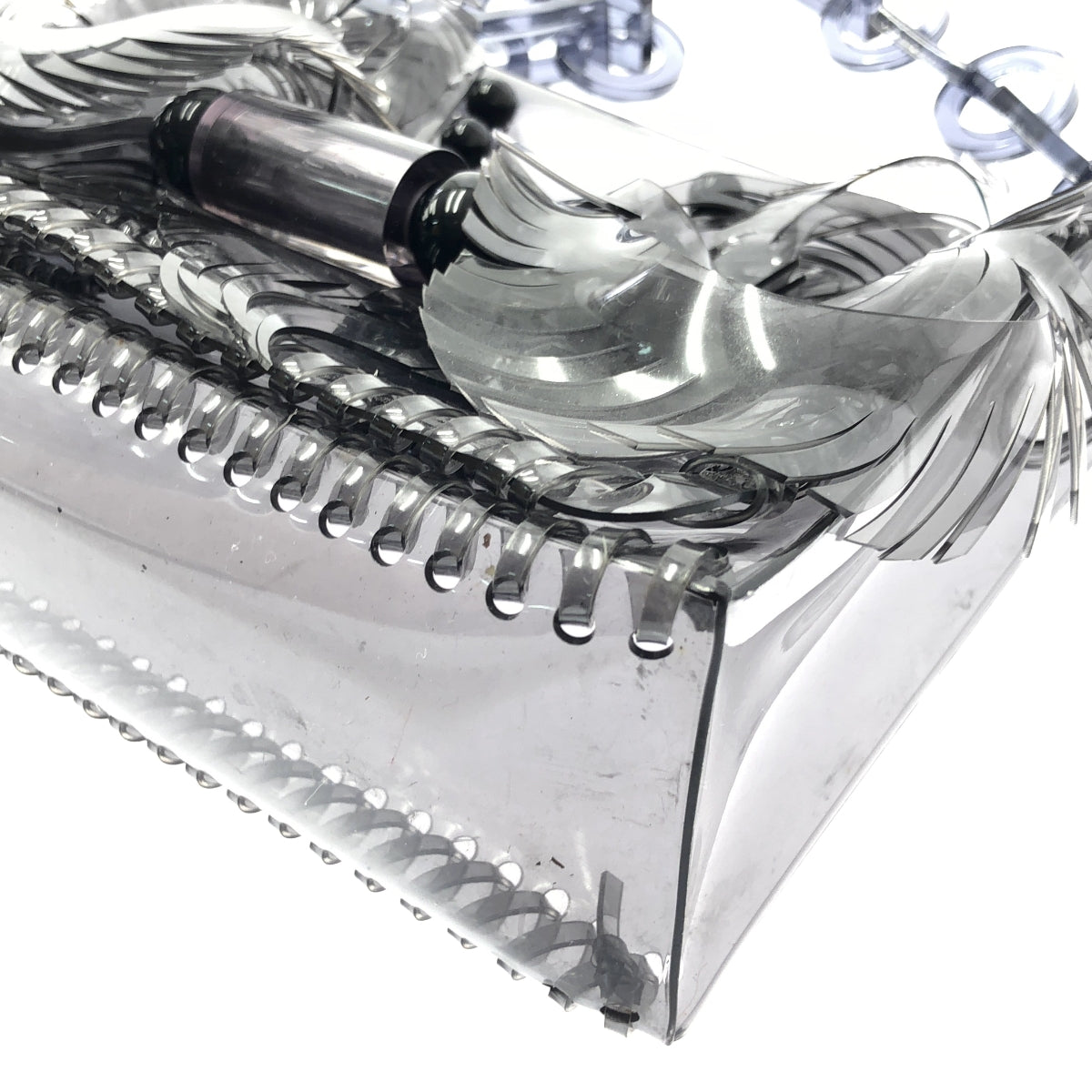 Mame Kurogouchi / マメクロゴウチ | Sculptural Mini Chain Bag スカルプト ミニ チェーン バッグ | ブラック | レディース