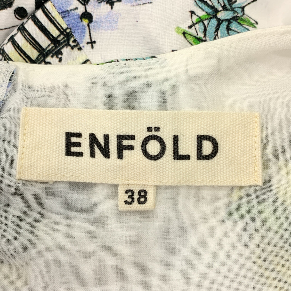 ENFOLD / 엠 폴드 | South Italy / 총무늬 변형 택 플레어 탱크 민소매 블라우스 / 튈 안감 | 38 |