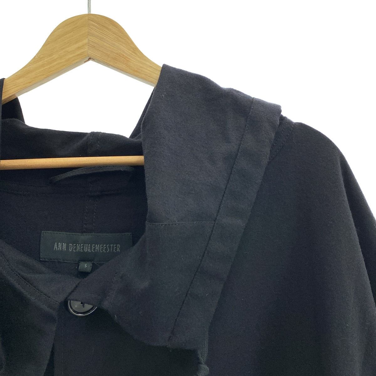 ANN DEMEULEMEESTER / 안두무르메스테르 | 울 오버사이즈 후데드모즈코트 | S | 블랙 |
