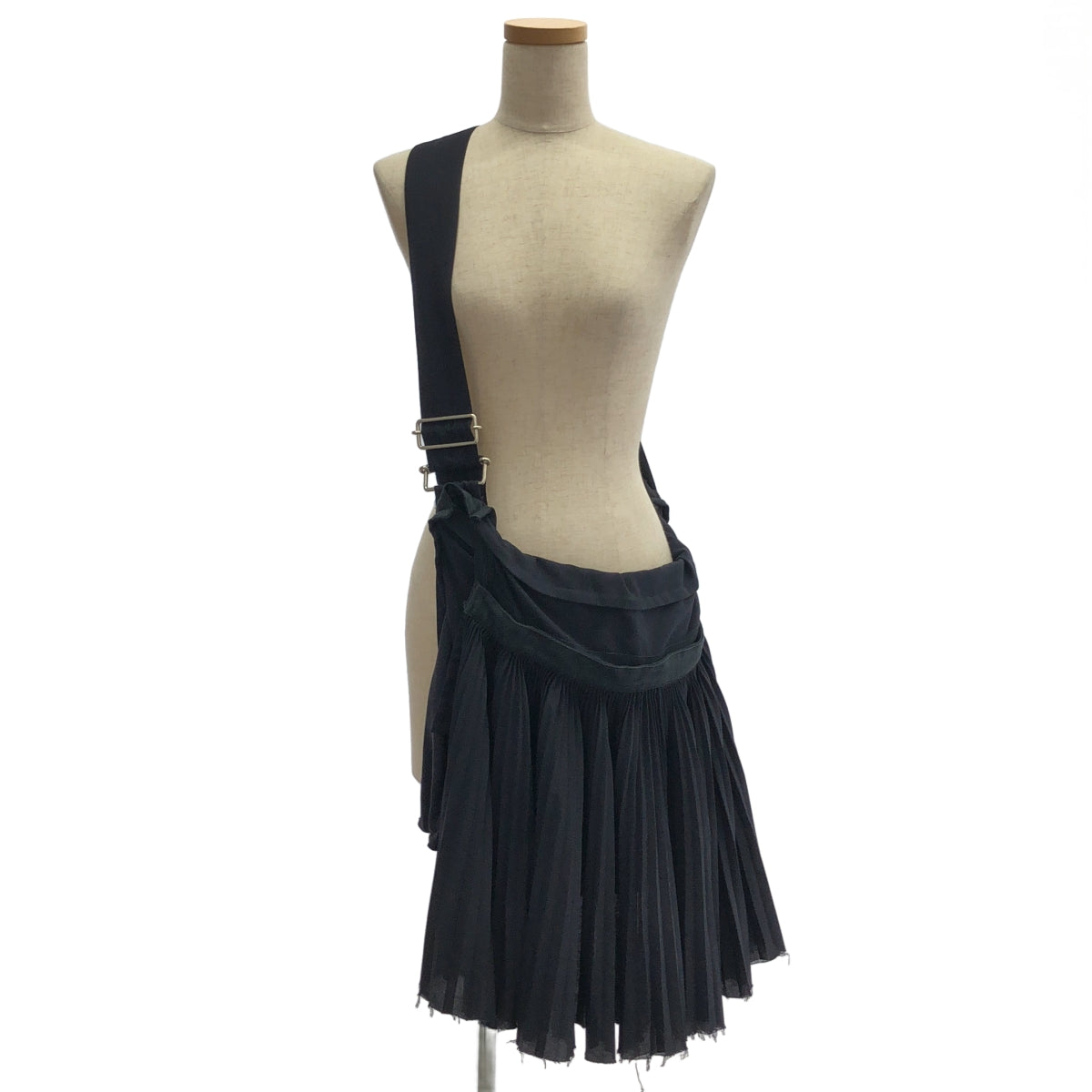 COMME des GARÇONS | 經編布料褶襉翻蓋單肩包 |