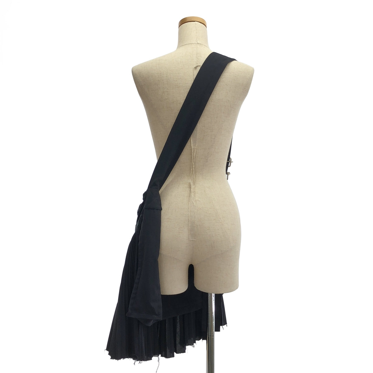 COMME des GARÇONS | 經編布料褶襉翻蓋單肩包 |