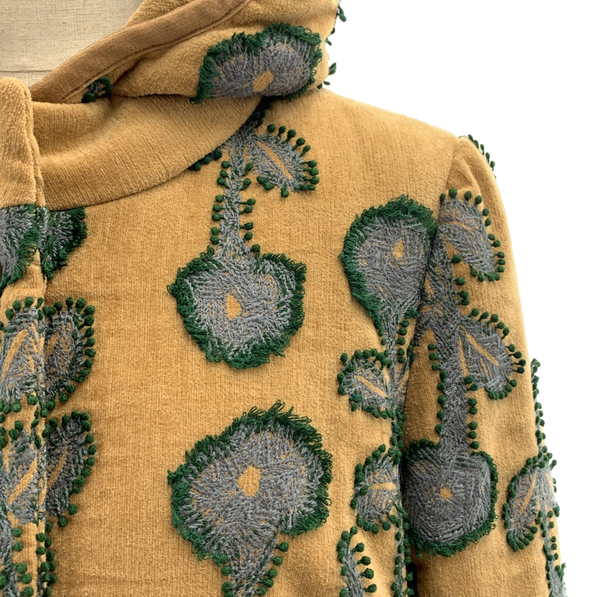 mina perhonen / ミナペルホネン | forest garden 総柄 刺しゅう フーデッド ダウンコート | 38 | レディース