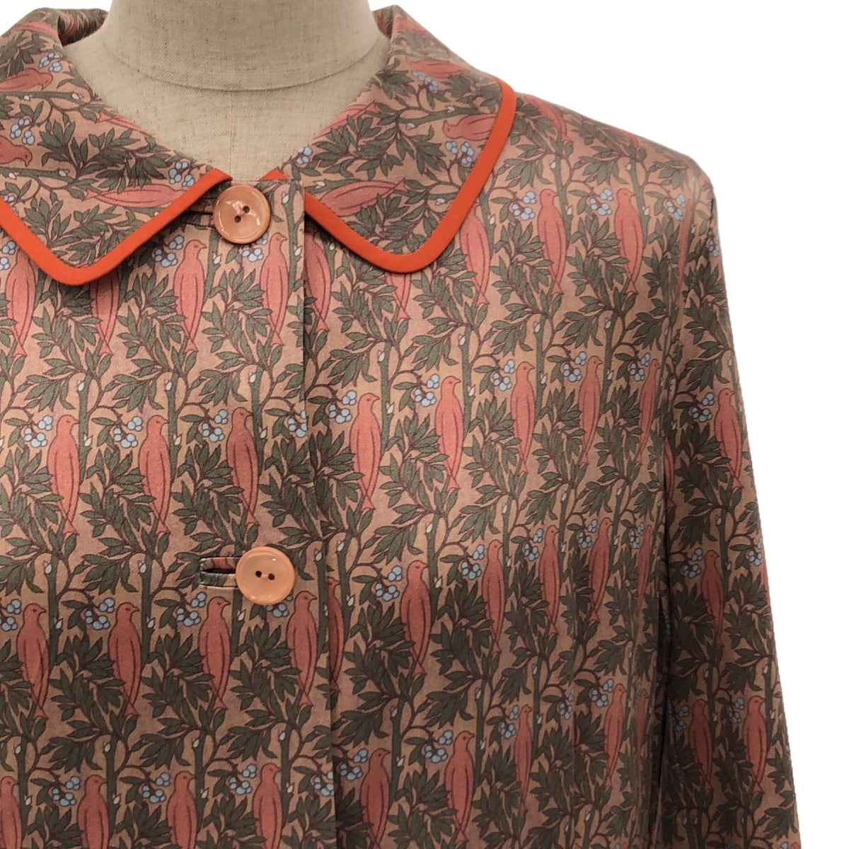 [精美] 抽屜 |鳥印花絲質洋裝 |多色 |女性的