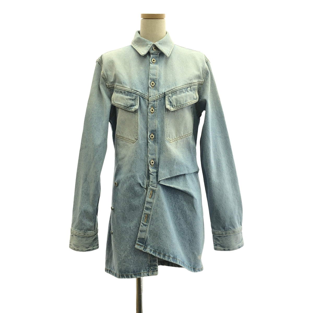 [狀況良好] 灰白 | 2023SS | TOYBOX 漂白扭曲襯衫裙 |牛仔扭紋襯衫裙 | 36 |靛藍 |女性的