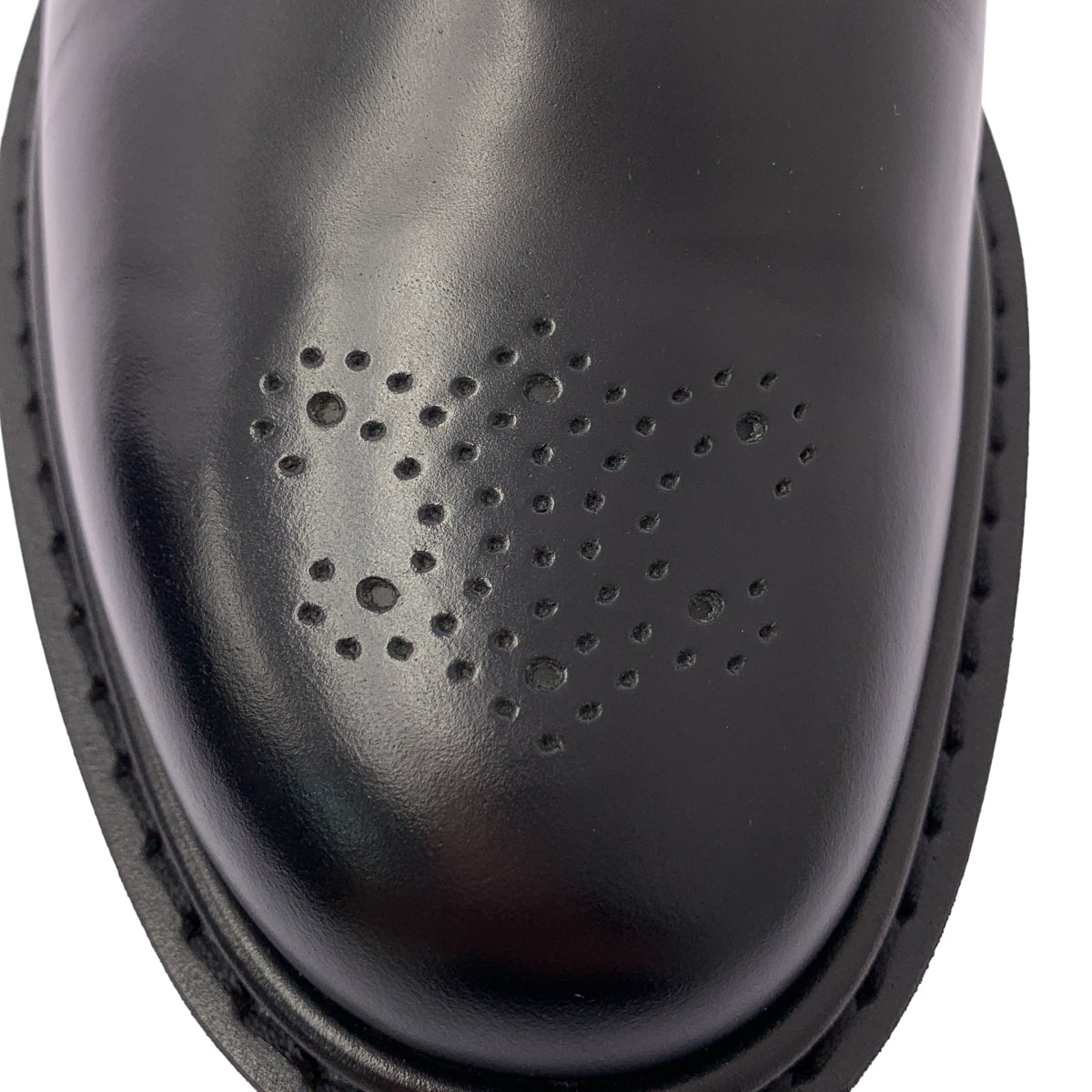 【미품】 CELINE / 셀린느 | 트리온프 펀칭 레인저 가죽 더비 드레스 신발 가죽 신발 | 42 | 블랙 | 남성