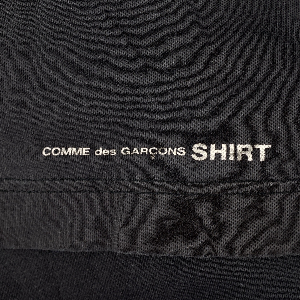 COMME des GARCONS SHIRT / 콤데 갤슨 셔츠 | 원포인트 로고 티셔츠 컷소우 | X | 남성