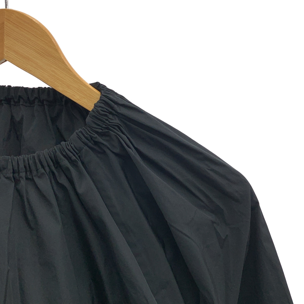 Deuxieme Classe / 두지엠 클래스 | 2022SS | Volume sleeve / 볼륨 슬리브 풀오버 블라우스 | F | 여성