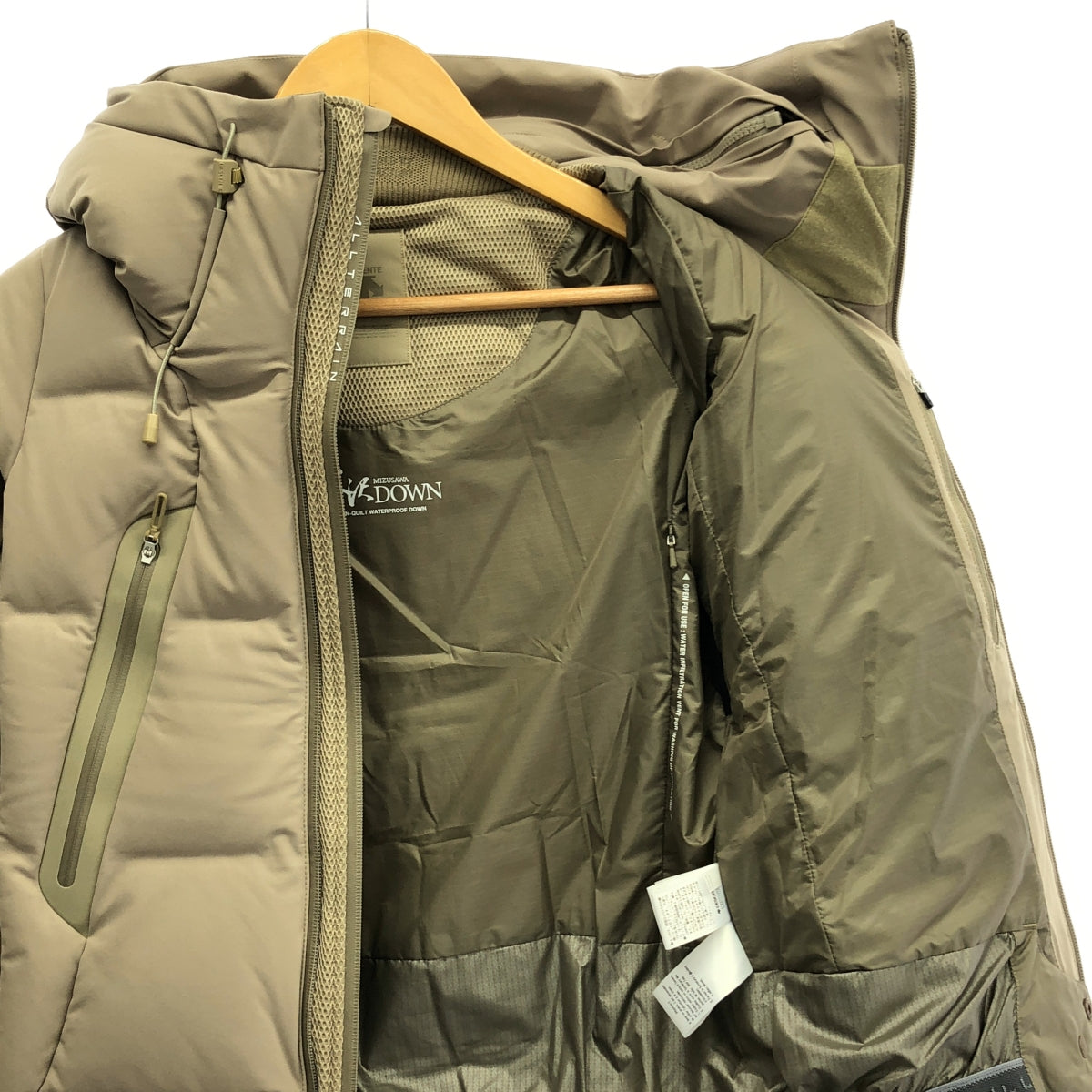 JOURNAL STANDARD relume / ジャーナルスタンダードレリューム | DESCENTE ALLTERRAIN 別注 水沢ダウンジャケット | M | ベージュ系 | レディース