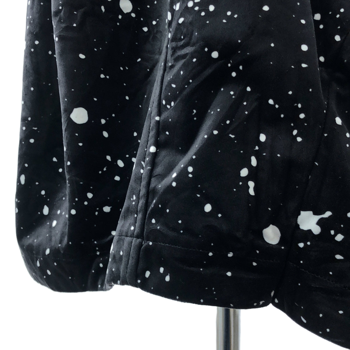 BLACK COMME des GARCONS / ブラックコムデギャルソン | 2019AW | ポリエステル 総柄 変形 立体 ドローストリング ロングスカート | S | ブラック/ホワイト | レディース