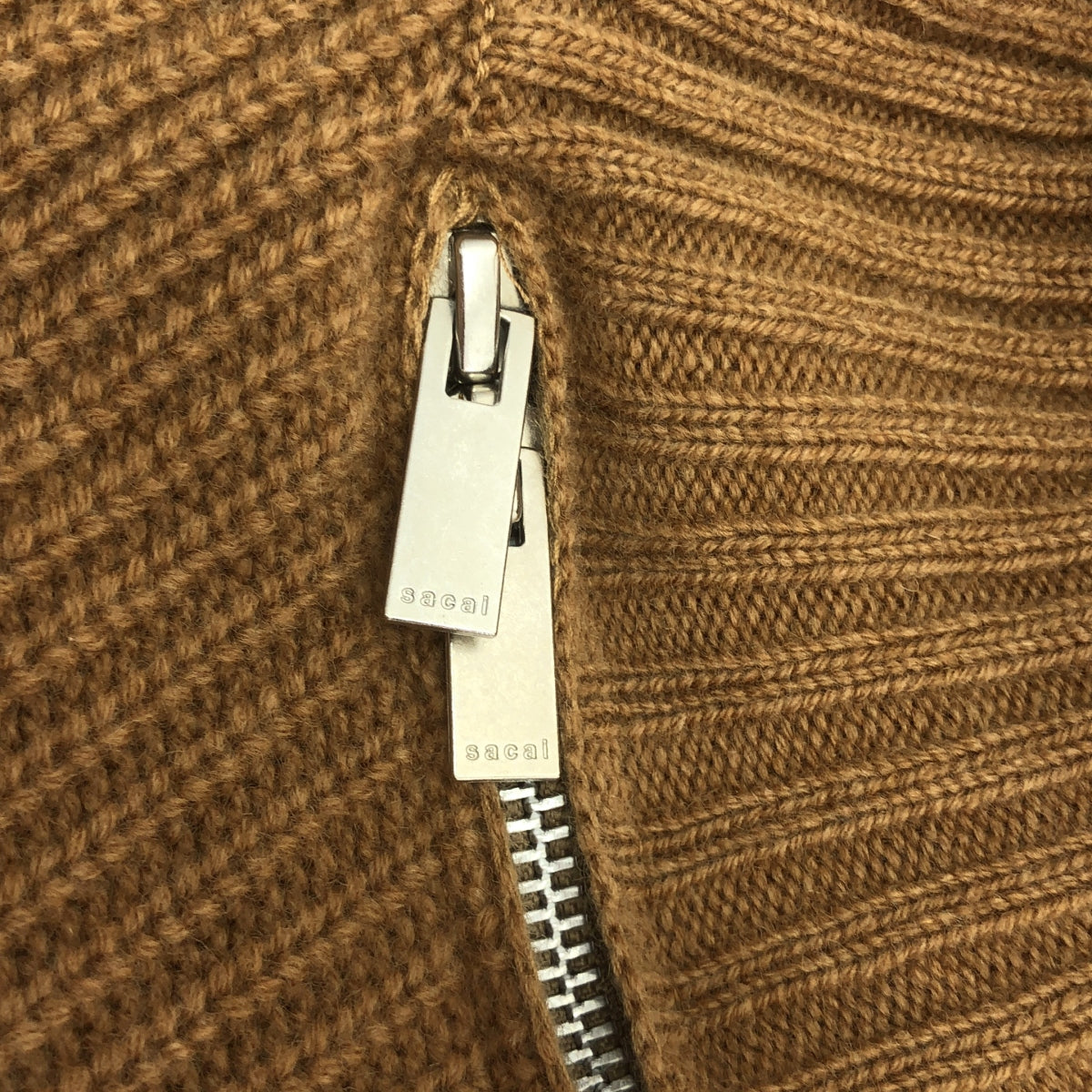 sacai / 사카이 | 2023AW | high neck zip knit / 지퍼 하이넥 니트 스웨터 | 1 | 브라운 | 여성