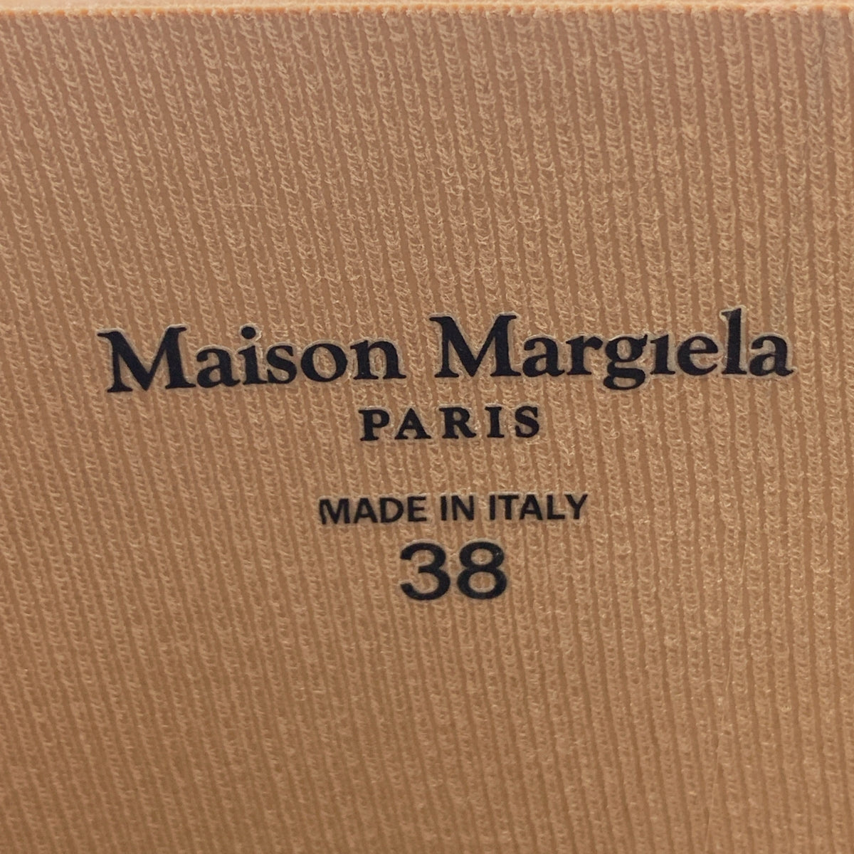 [新品] Maison Margiela | 2023 秋冬 | Tabi 雨靴 | 尺寸 38 | 米色 | 女款