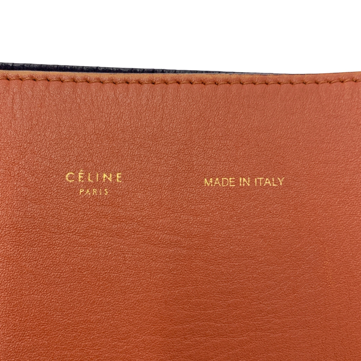 CELINE / 셀린느 | 피비기 트위스티드 하마 바이 컬러 가죽 숄더백 |