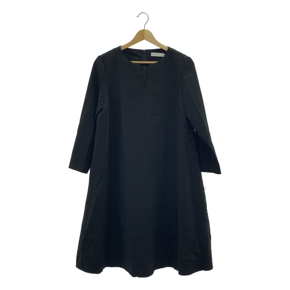 ADORE | 露背撞色布料鑰匙孔領套頭洋裝 | 尺寸 38 | 女裝