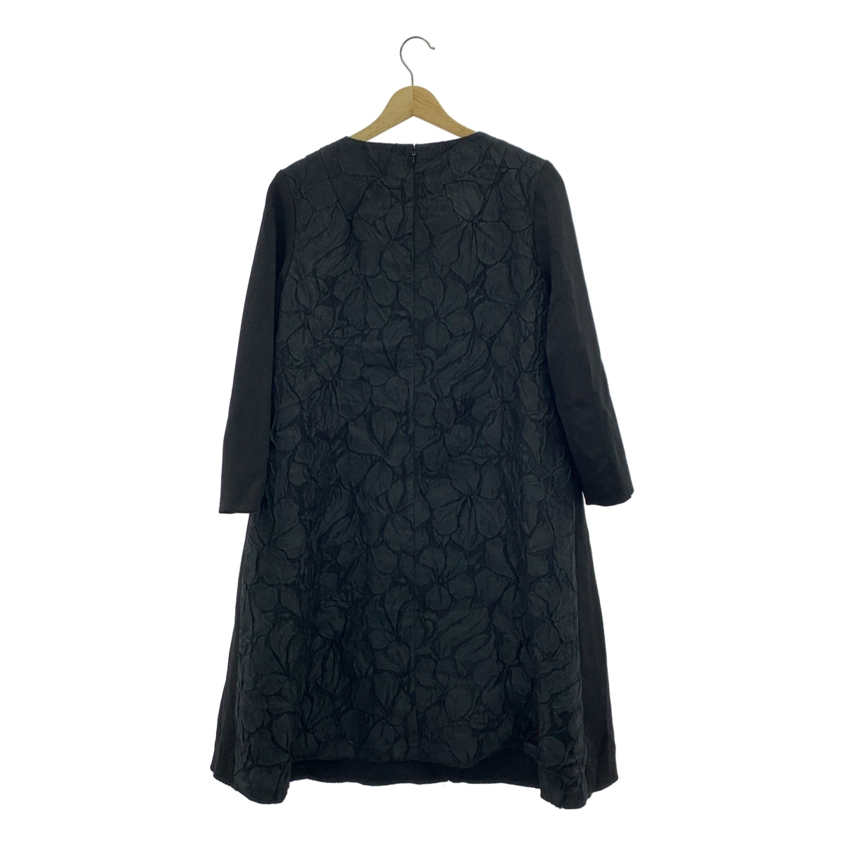 ADORE | 露背撞色布料鑰匙孔領套頭洋裝 | 尺寸 38 | 女裝