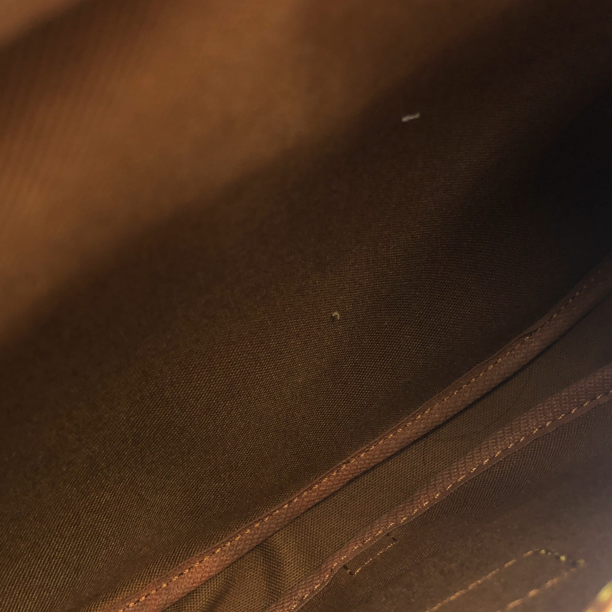 Louis Vuitton / Louis Vuitton | M42256 / Saumur 30 Monogram Leather Shoulder Bag / Unisex | Brown | Men's