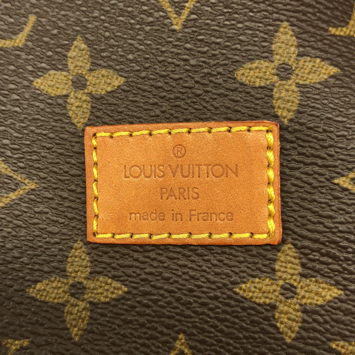 Louis Vuitton / Louis Vuitton | M42256 / Saumur 30 Monogram Leather Shoulder Bag / Unisex | Brown | Men's