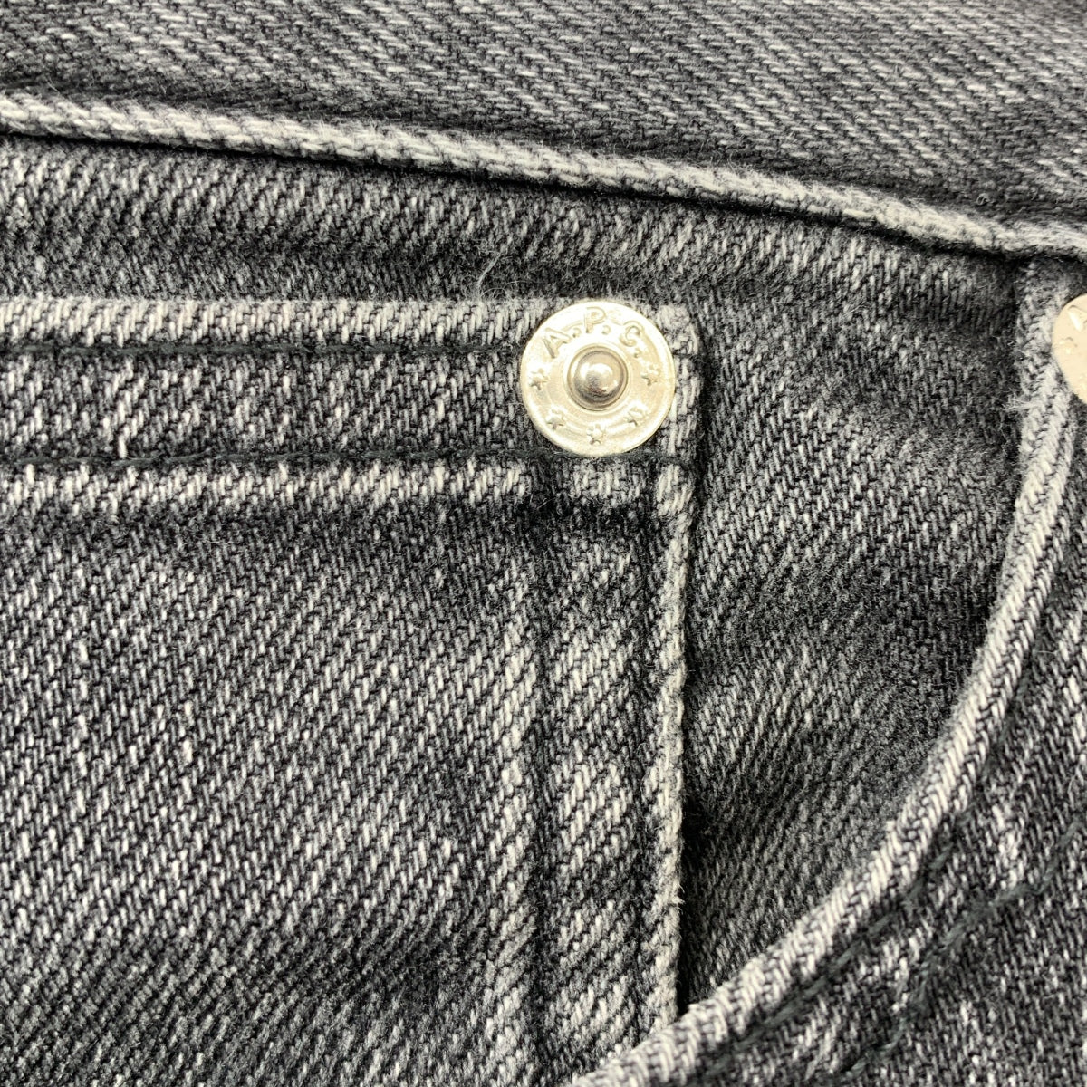 APC / A.P.C. | PETIT NEW STANDARD / Petit New Standard 牛仔褲 黑色牛仔褲 | 尺寸 34 | 男款